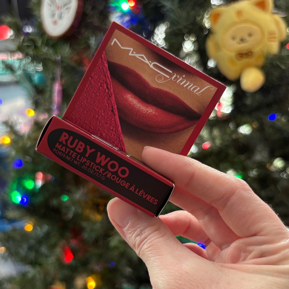 MAC Cosmetics Ruby Woo Matte Lipstick - Vivid Red MINI